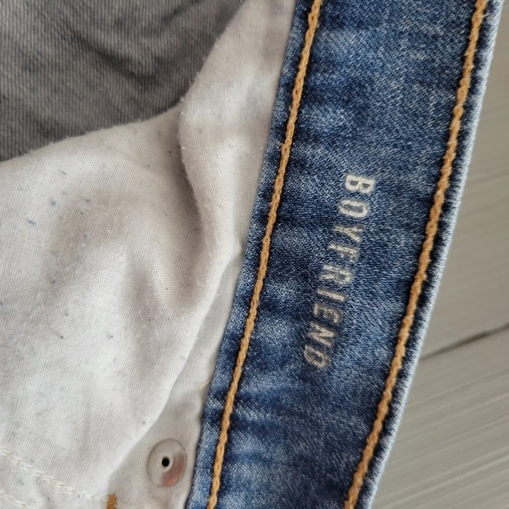 Aeropostale Boyfriend Jeans Women's 6 Reg Regular Medium Wash Distressed Loose